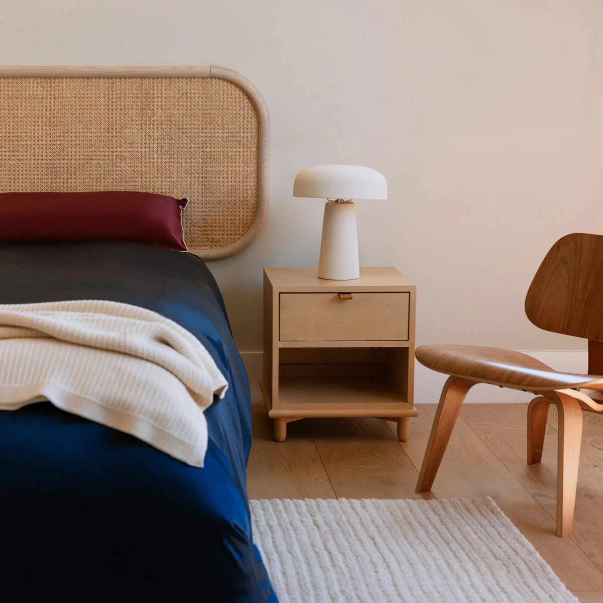 Atelier Medica Organic Silk Duvet Cover - Image 3