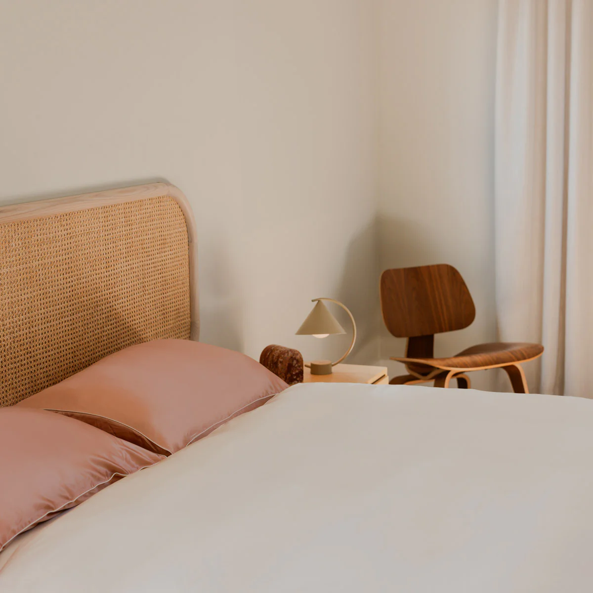 Atelier Medica Organic Silk Duvet Cover - Image 11