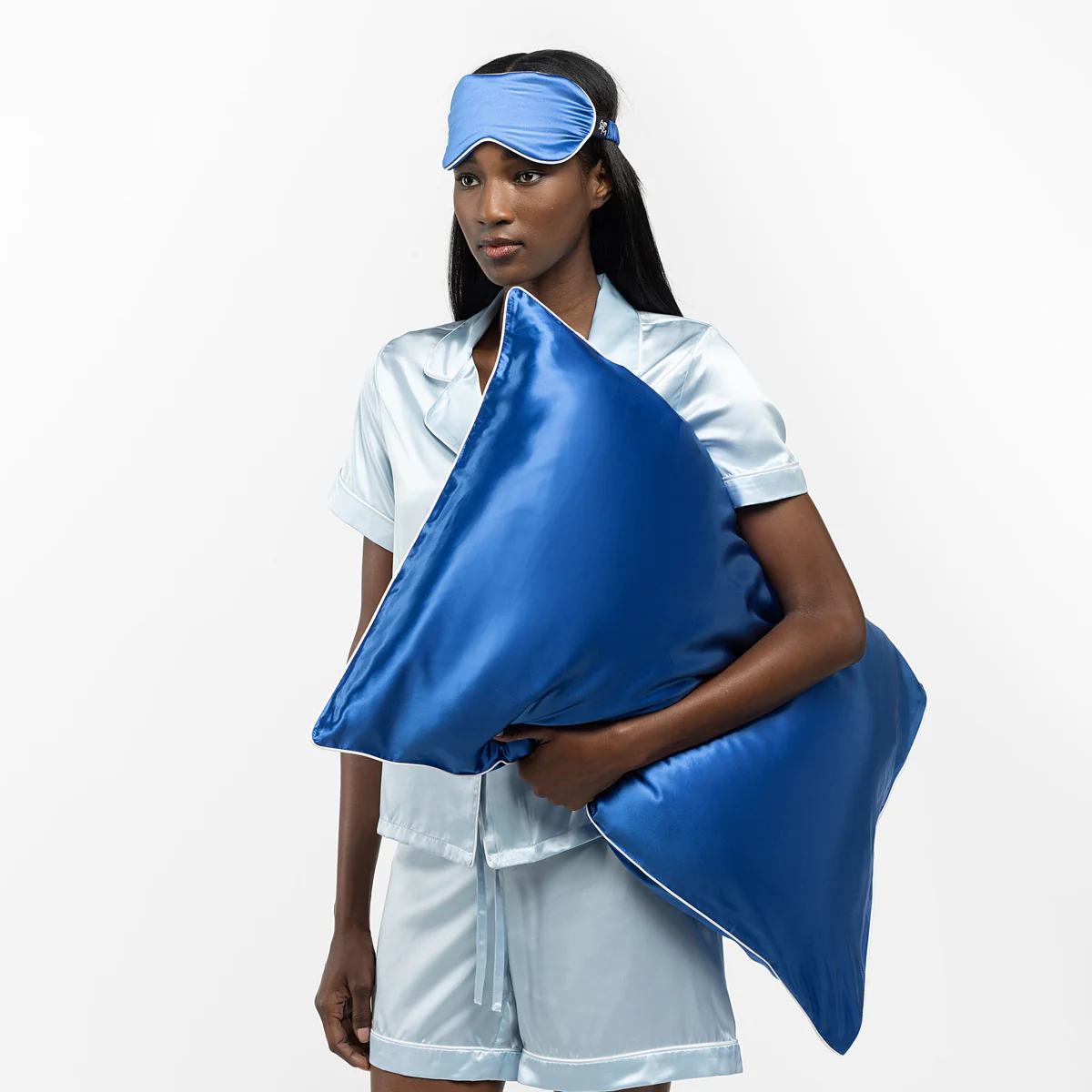 Atelier Medica Organic Silk Pillowcase - Image 18
