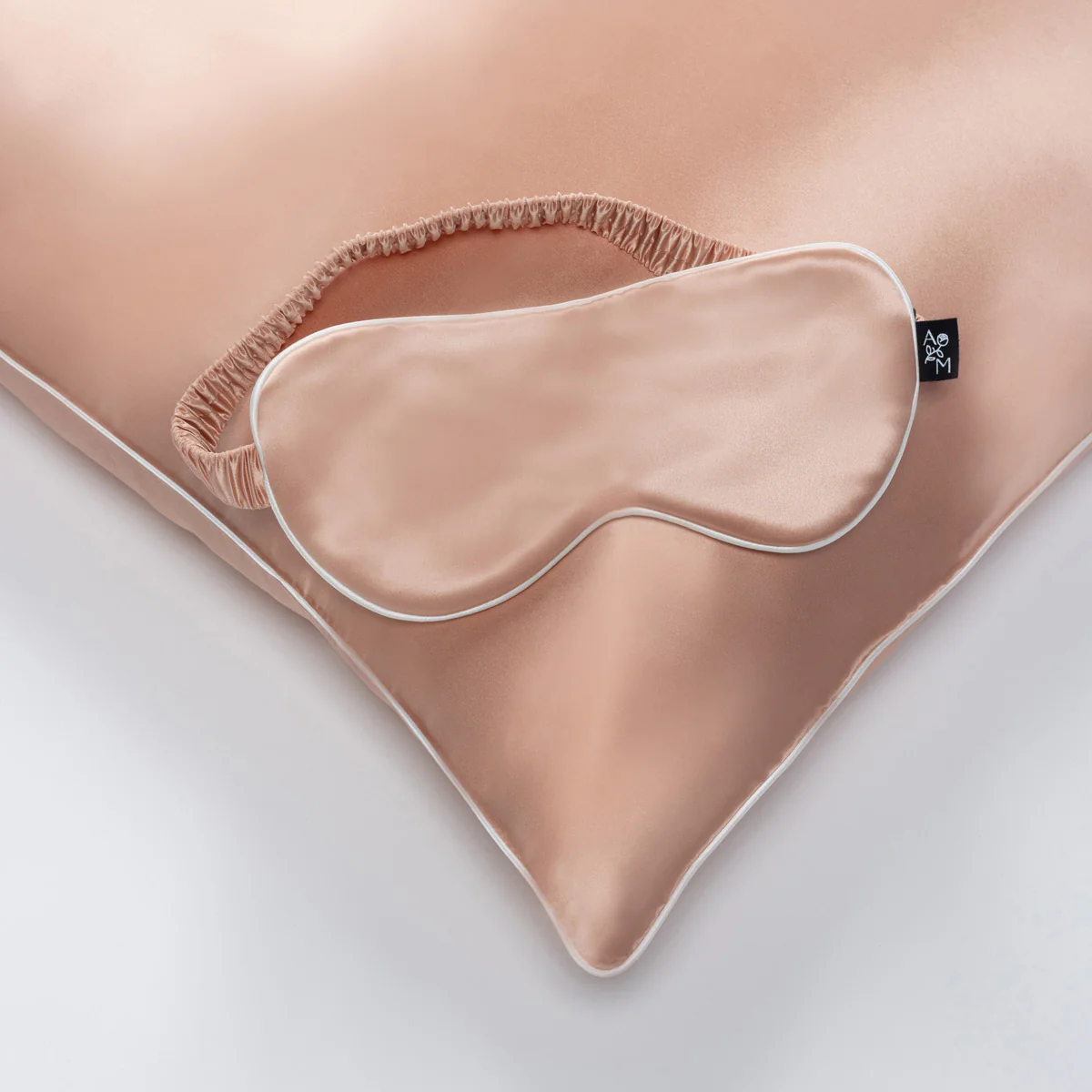 Atelier Medica Organic Silk Pillowcase - Image 35