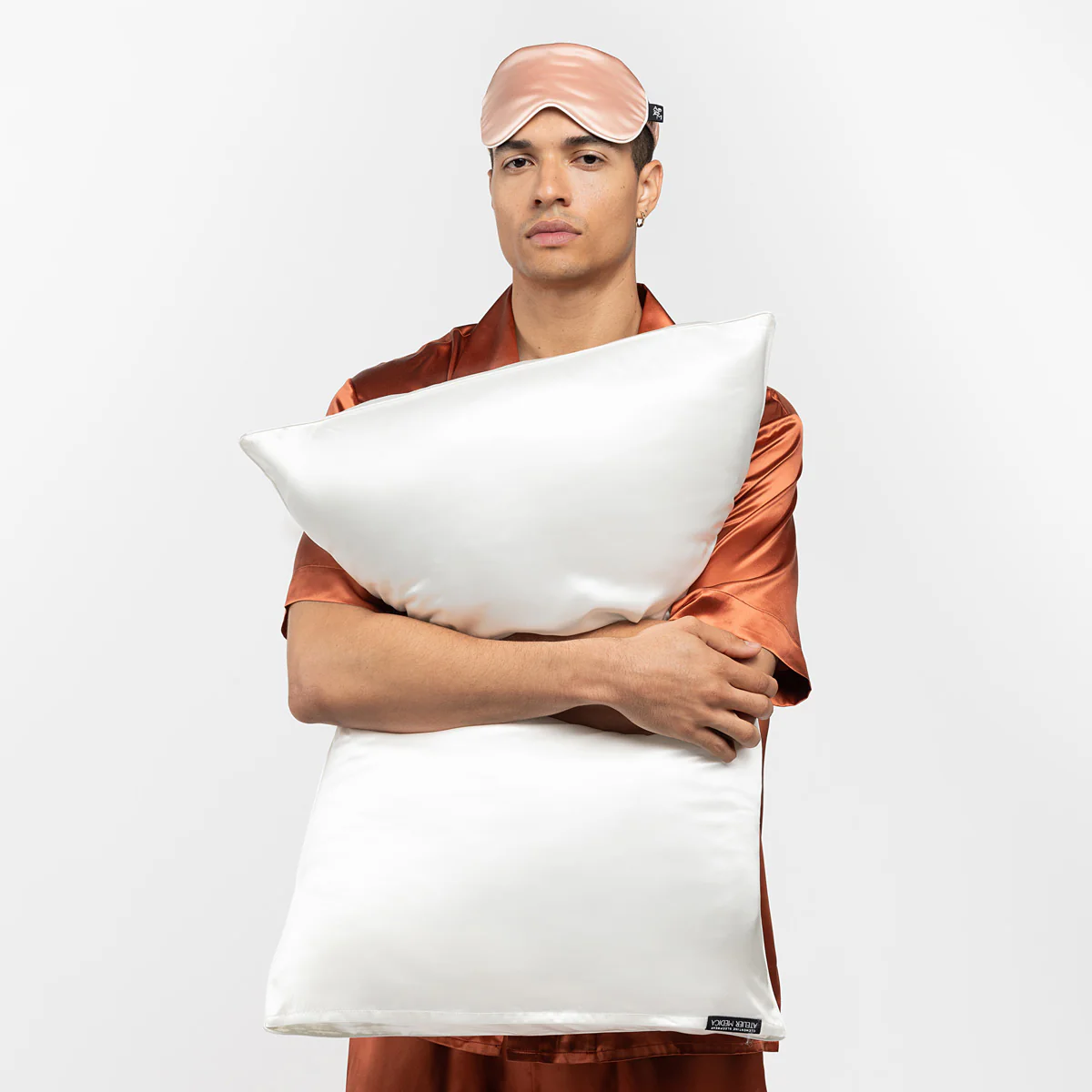 Atelier Medica Organic Silk Pillowcase - Image 45