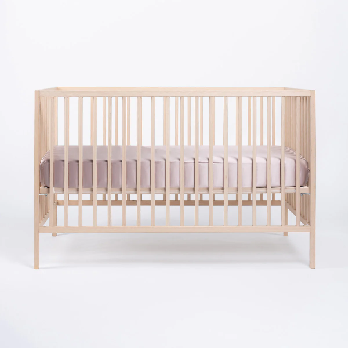 Organic Silver Ion Silk Crib Fitted Sheet - Image 5